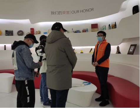 黨建引領聚合力 戰(zhàn)疫先鋒顯擔當——上海市委組織部黨建服務中心專題拍攝凱納咨詢健康服務紀實